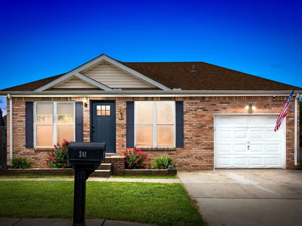 241 Grassmire Dr, Clarksville, TN 37042