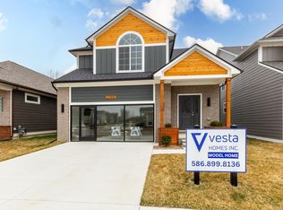 27656 Mary Jane Ln, Chesterfield, MI 48047