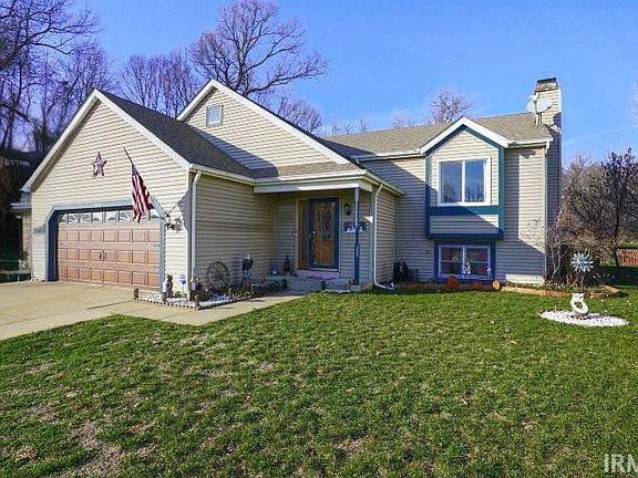 2nd image of 2338 Pebble Creek Dr