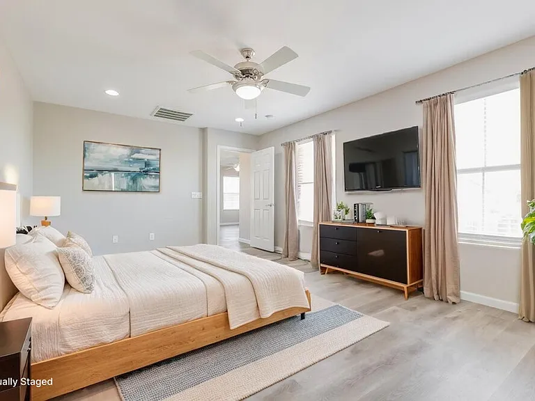 2026 S Swan Dr — Photo 10