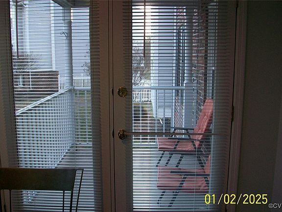 5th image of 9352 Castle York Ct