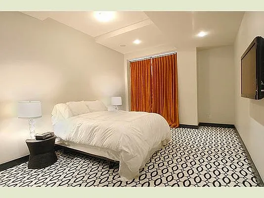 Sold by Stribling | media 12