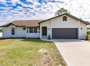 5016 27th St SW, Lehigh Acres, FL 33973