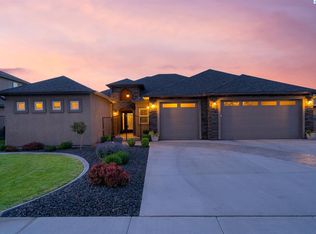 6634 Opal Ct, West Richland, WA 99353