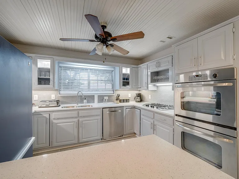 3614 Parader Ct — Photo 34