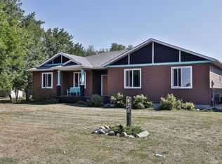 425 N 100th St W, Raymond, AB T0K2S0