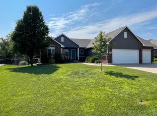 2409 N Graystone St, Wichita, KS 67228