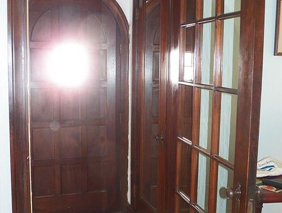 5th image of 2130 Olive Ave