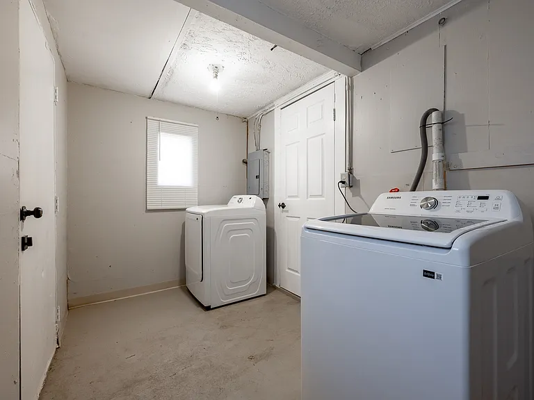 4502 Kingsley Dr #4504 — Photo 36