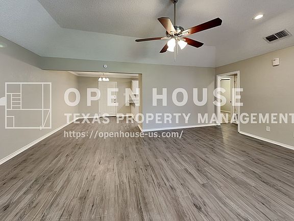 4th image of 6880 Hickory Hollow Ln