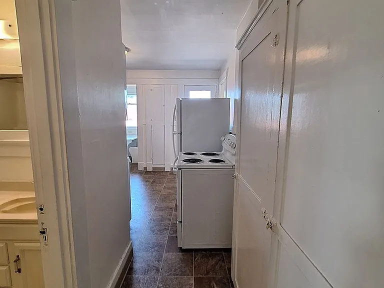 703 N Garden St #B — Photo 10