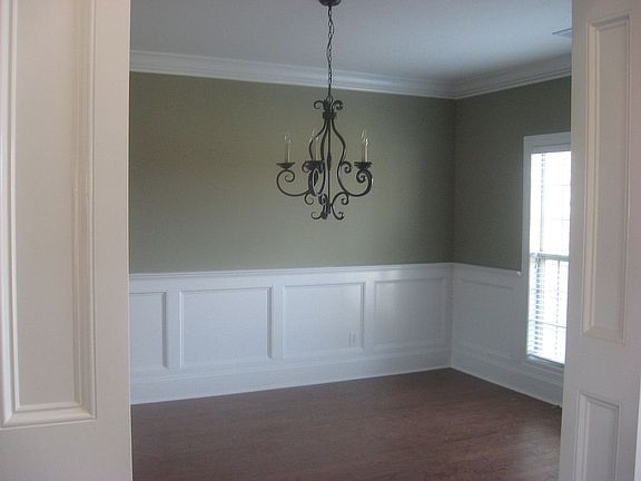 3rd image of 130 Mill Park Ln