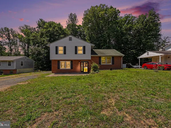 17 Willow Ln, Stafford, VA 22554