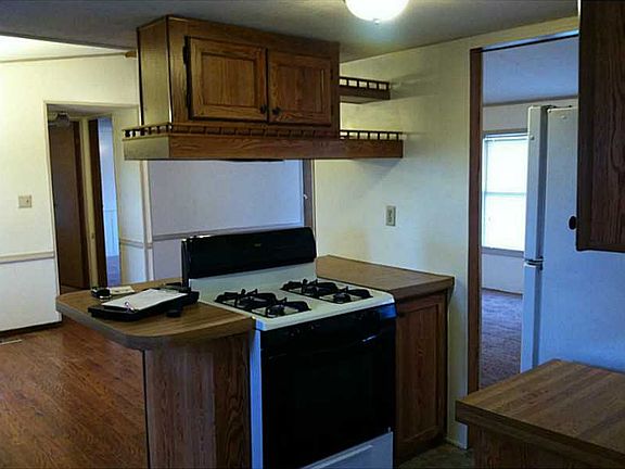 2nd image of 3100 East Dr #296