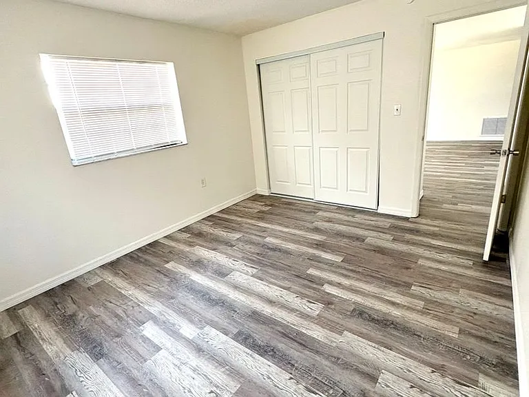 8151 Hixton Dr — Photo 7