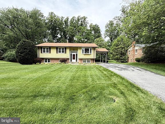2nd image of 2214 Musgrove Rd