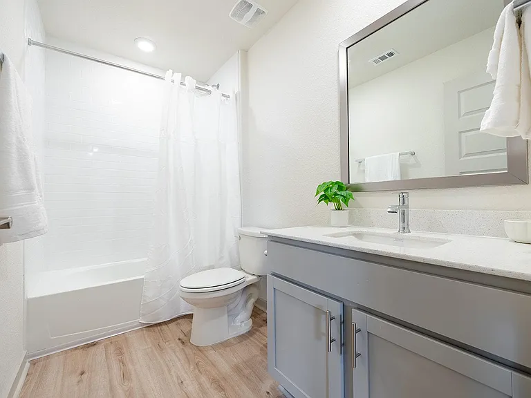 900 Balsora Cv — Photo 25