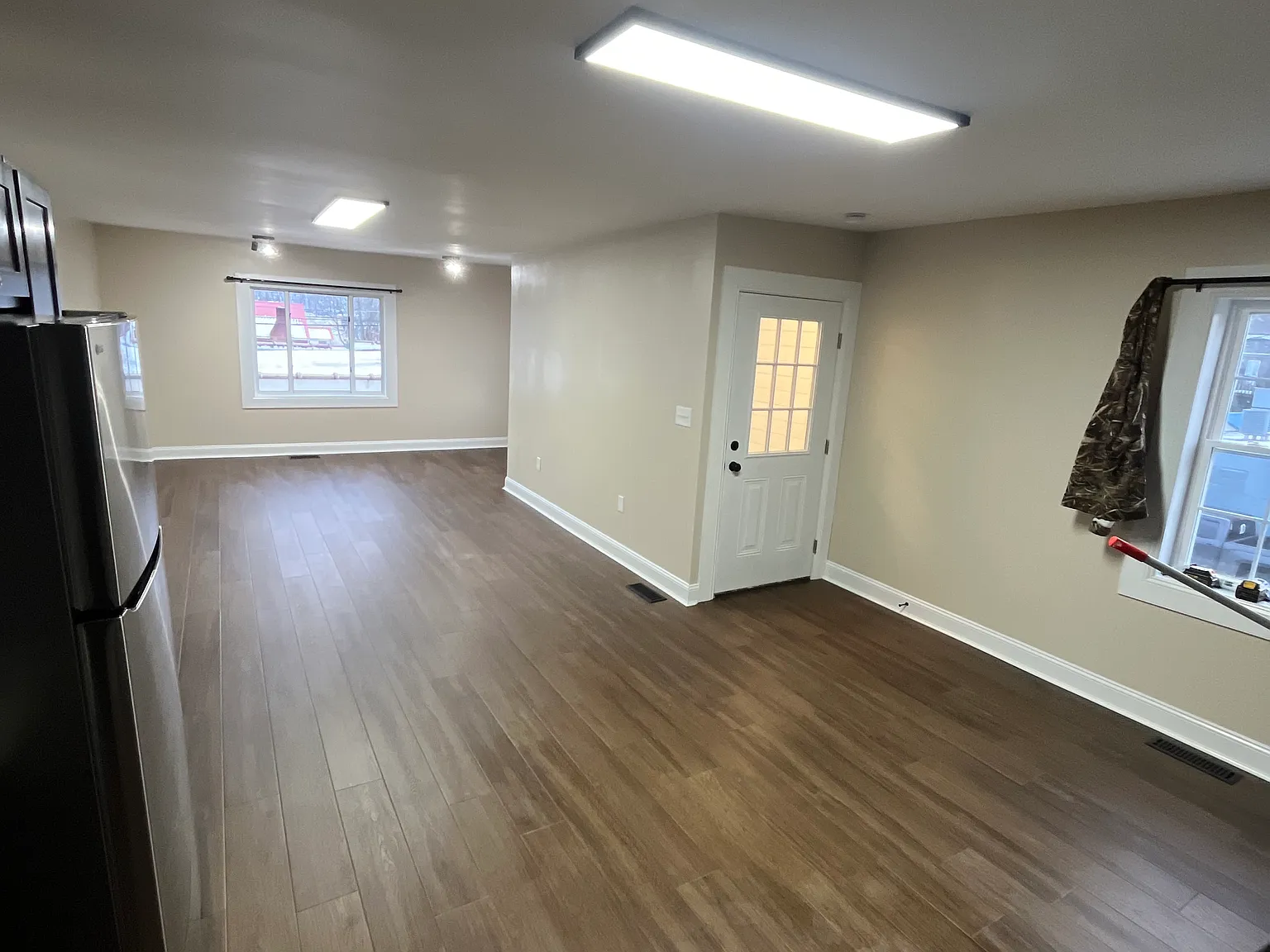 3 bed, 1150 sqft, $900 — Photo 3
