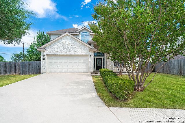 1st image of 24218 Balcones Gate