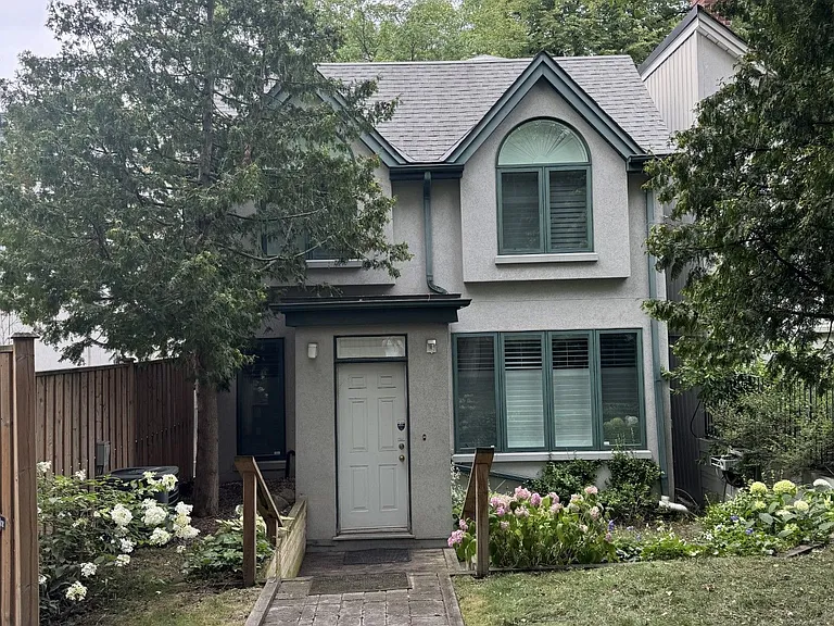 103 Pears Ave — Photo 1