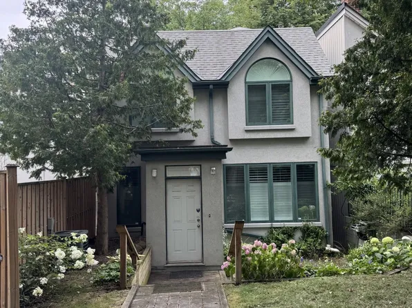 103 Pears Ave, Toronto, ON M5R 1S9