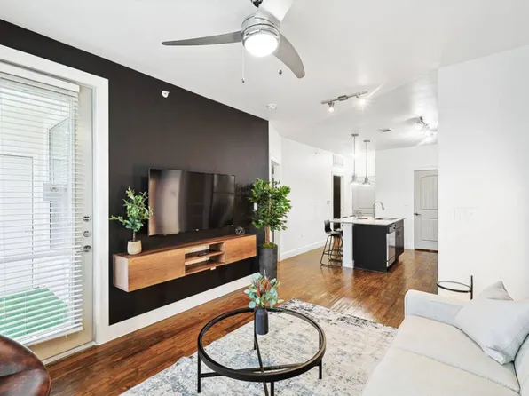 5752 Town And Country Blvd, Frisco, TX