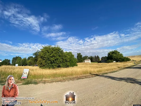 39 Ridgewater Ln, Douglas, WY 82633