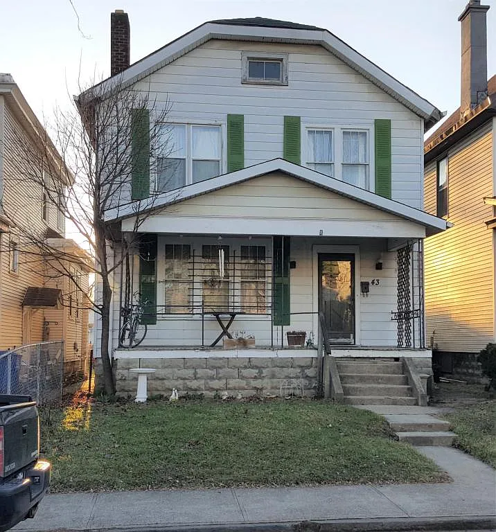 43 Dana Ave photo 1