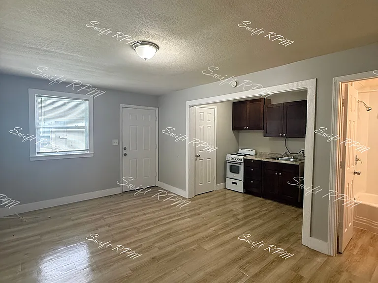 620 N 5th St #620C — Photo 3