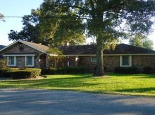 845 Flicker St, Bridge City, TX 77611