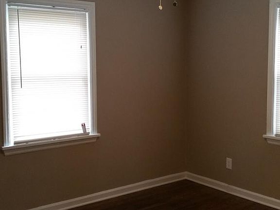 4th image of 5203 Charloe St