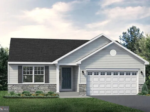 111 Emery Rd, Centre Hall, PA 16828