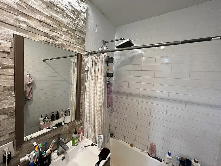 202 Starr St #2F — Photo 48