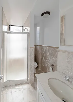 Rented by AZ REALTY NYC LLC | media 14