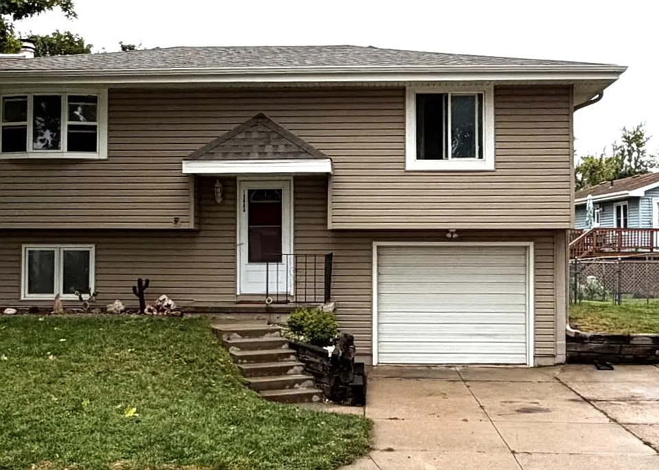 13908 Meadow Ridge Rd