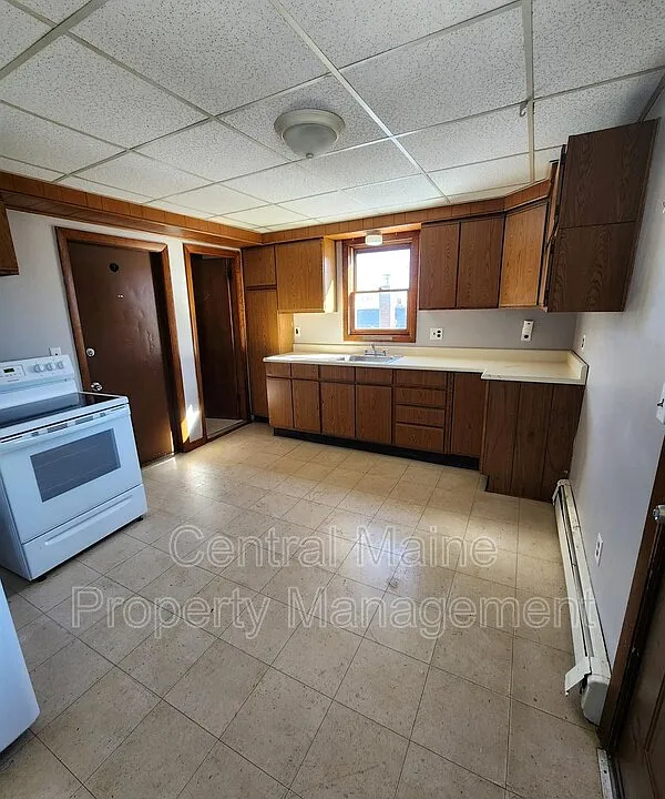 15 Nomar Ct #3