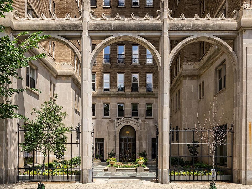 1st image of 1901 Walnut St APT 2E
