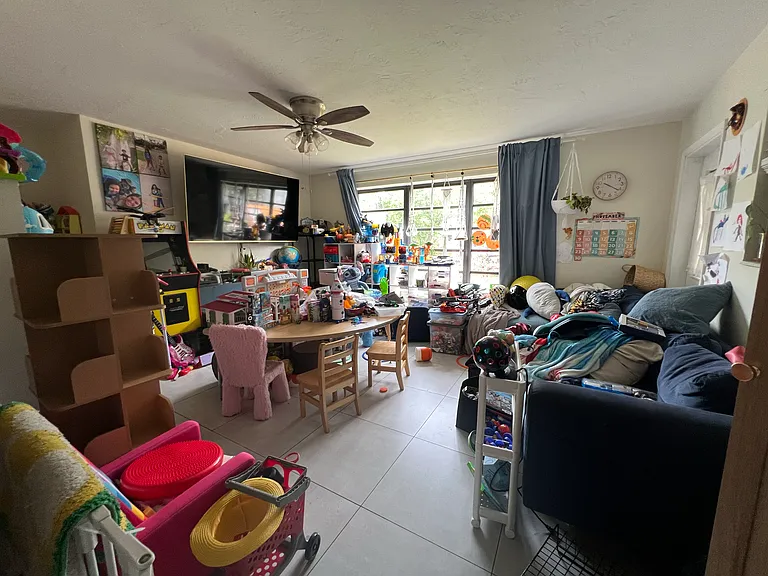 9340 SW 15th St — Photo 15