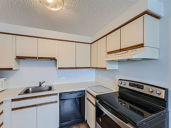 3rd image of 10710 Stone Ave N #0