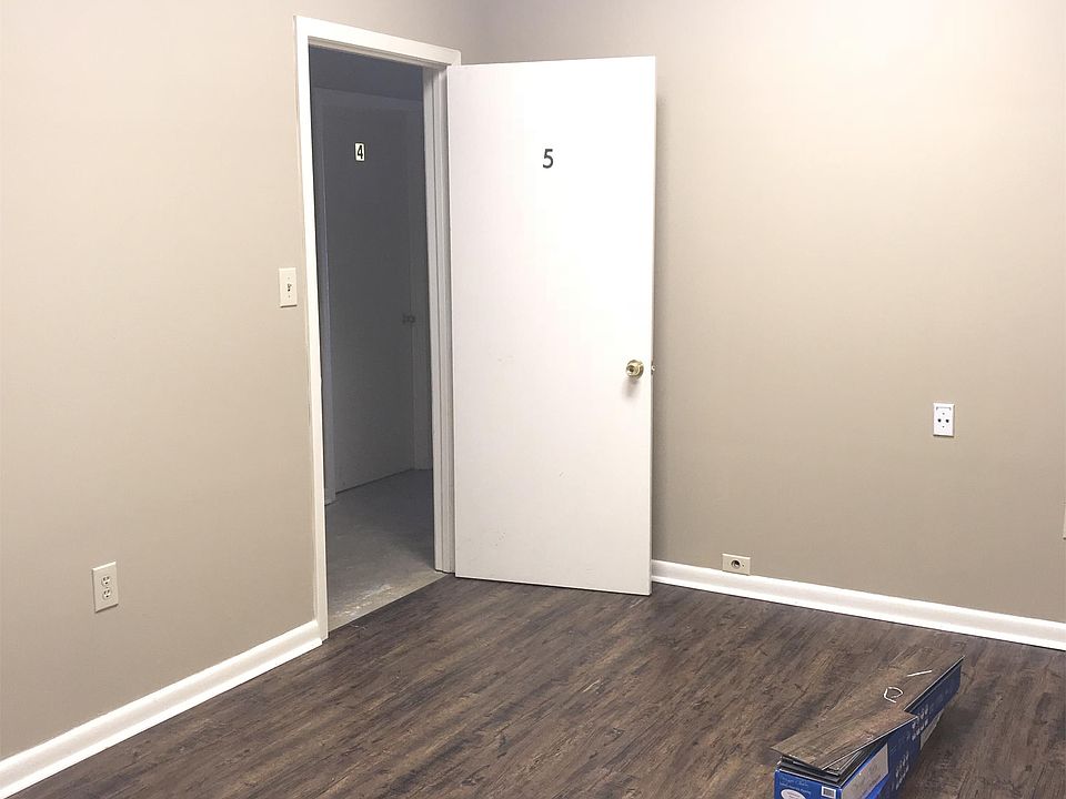 Office #5 (10'x15')