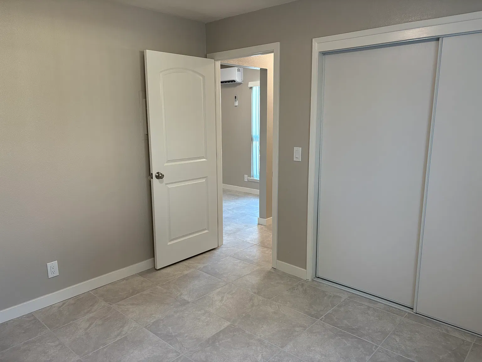 1 bed, 550 sqft, $2,395 — Photo 4