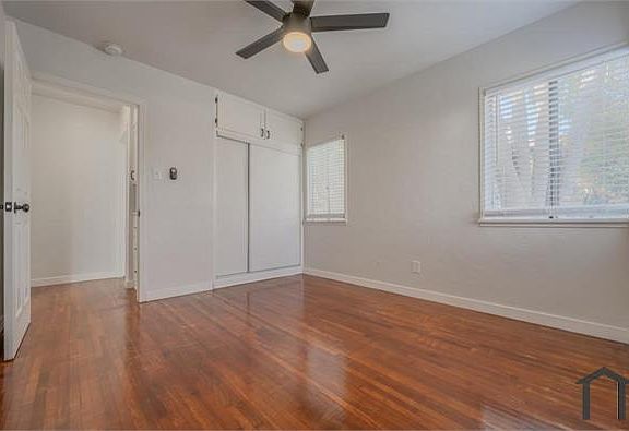 4th image of 432 W Regent St