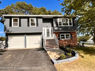 160 Pine Needle Street, Howell, NJ, 07731
