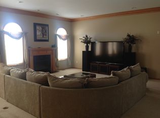 2401 S John Hix St, Westland, MI 48186