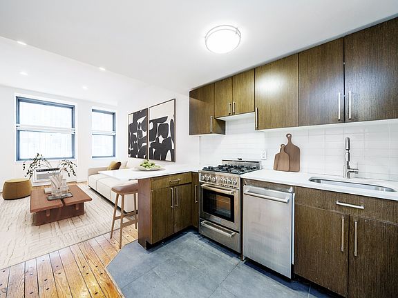 3rd image of 400 W 25th St APT 1F