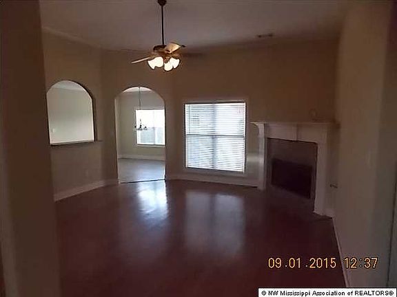 2nd image of 2884 Ainsworth Ln