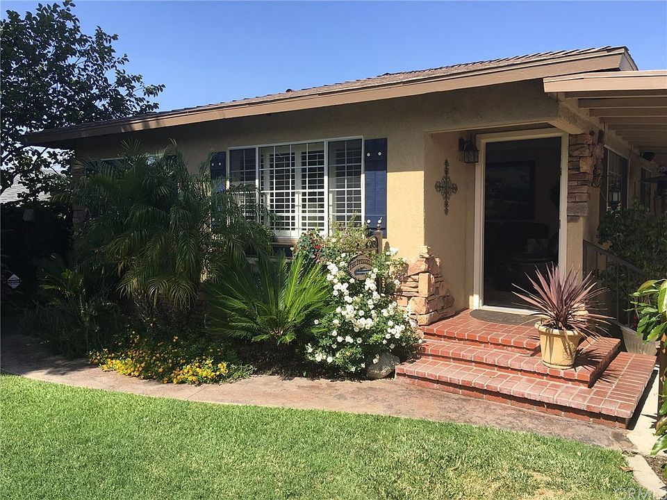 1st image of 15681 Palo Alto Ave
