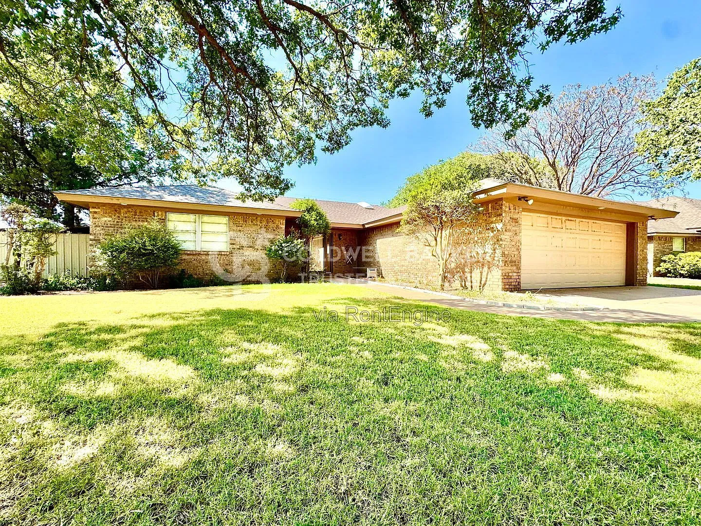 3 bed, 2.0 bath, 1716 sqft, $3,000 — Photo 3