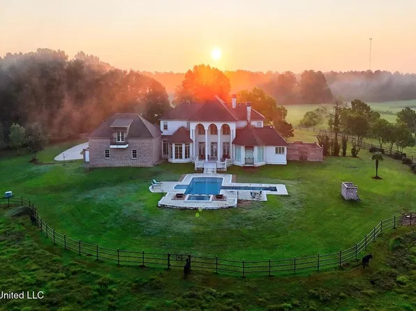3088 Terrys Creek Rd, Magnolia, MS 39652