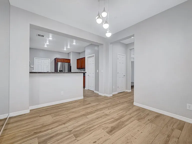 8409 Insignia Ave #102 — Photo 11